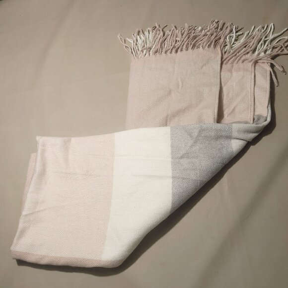 Woolrich Striped Poncho Wrap Scarf One Size Fits All Soft Polyester/Viscose Blen - Picture 4 of 11